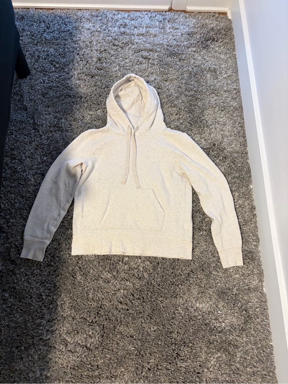 Amazon Essentials Cream Pullover Hoodie with Kangaroo Pocket and Drawstring